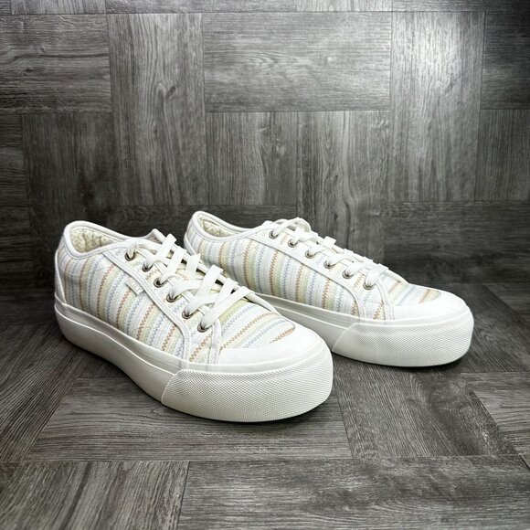 Roxy Cruizer Women's size 10 Ivory Canvas Sneaker - Picture 2 of 8